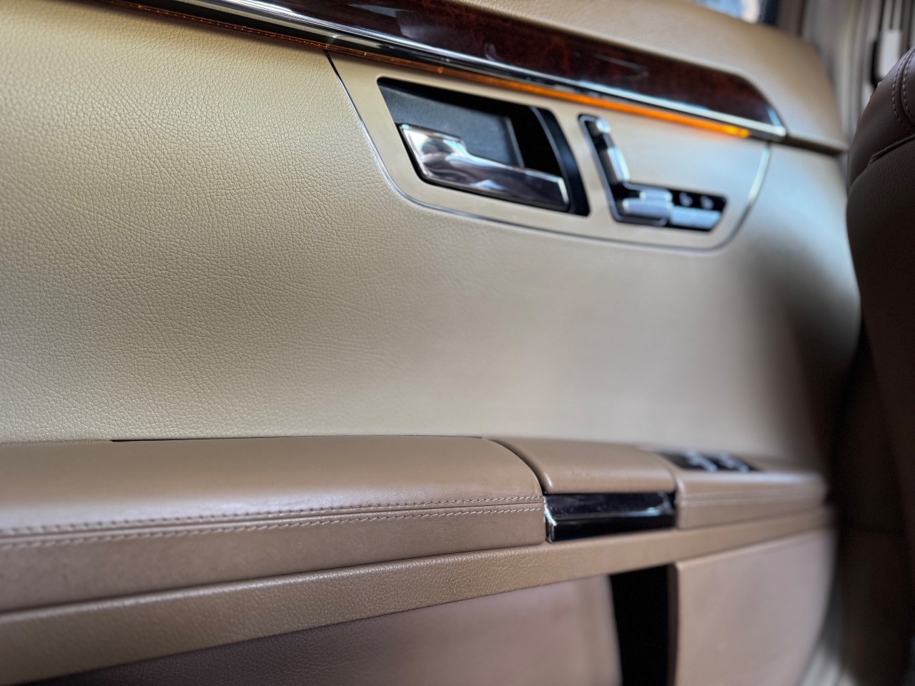 Mercedes-Benz S-Класс - фото 23