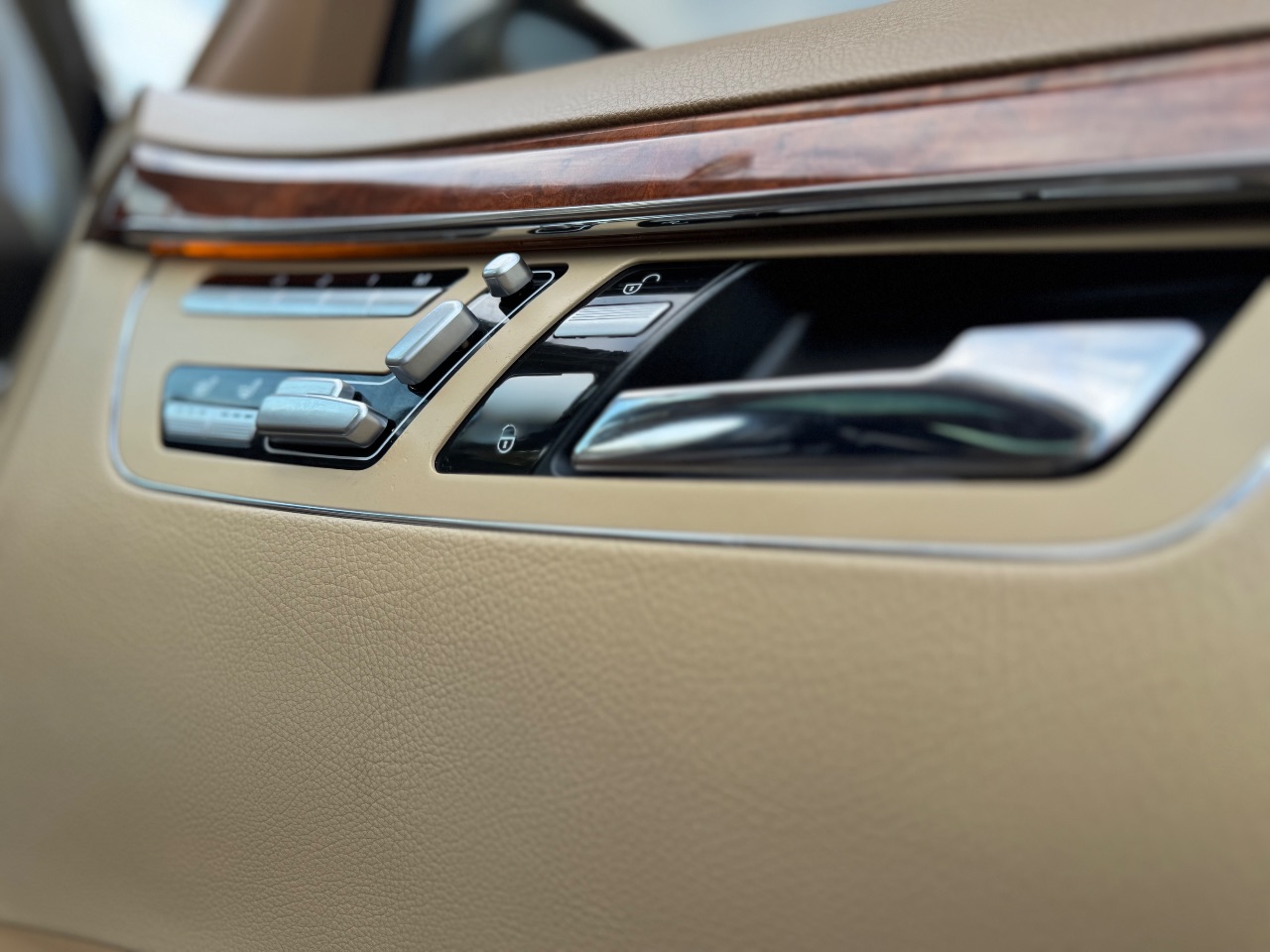 Mercedes-Benz S-Класс - фото 34