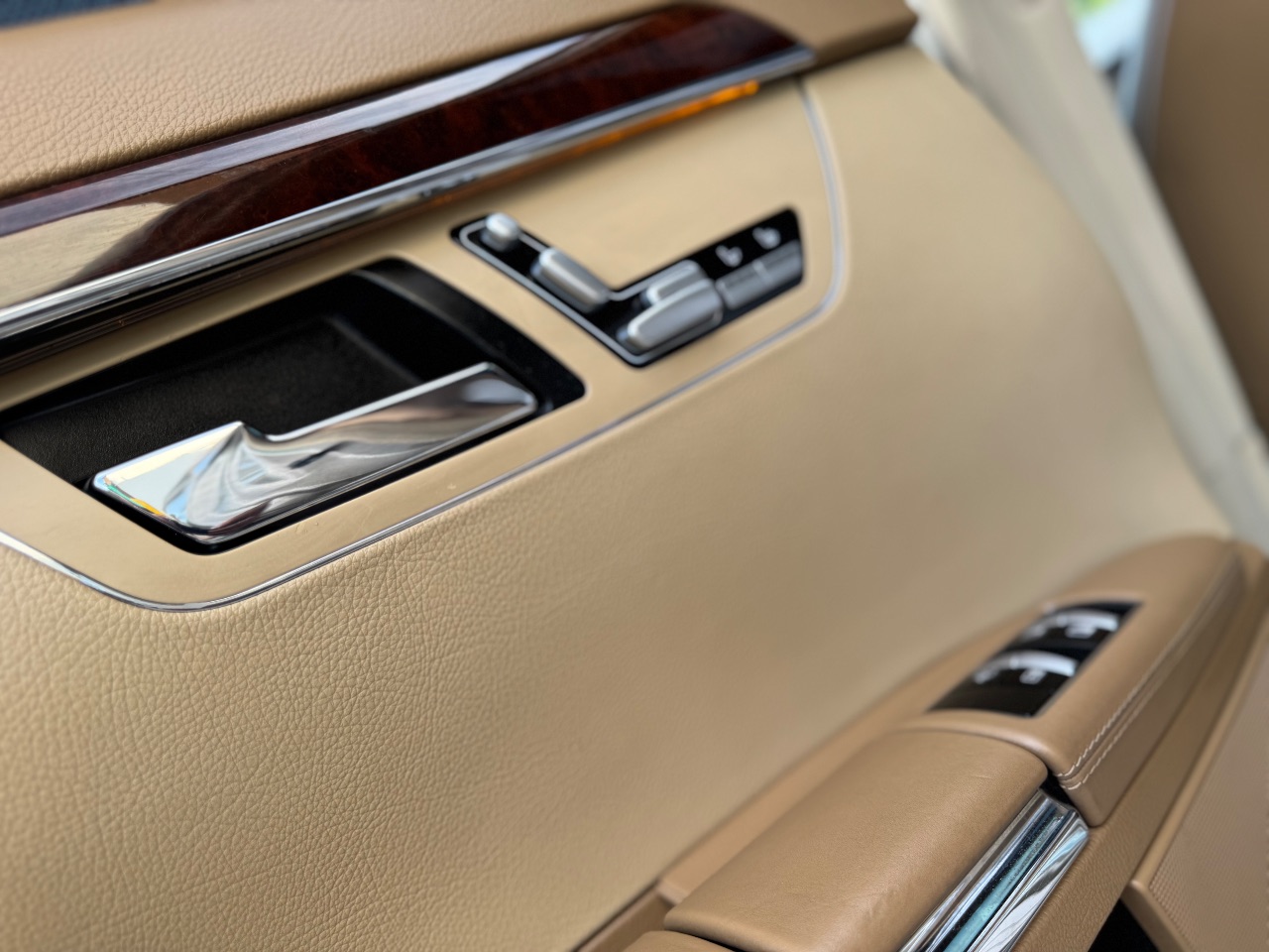 Mercedes-Benz S-Класс - фото 27