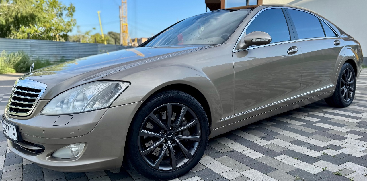 Mercedes-Benz S-Класс - фото 18