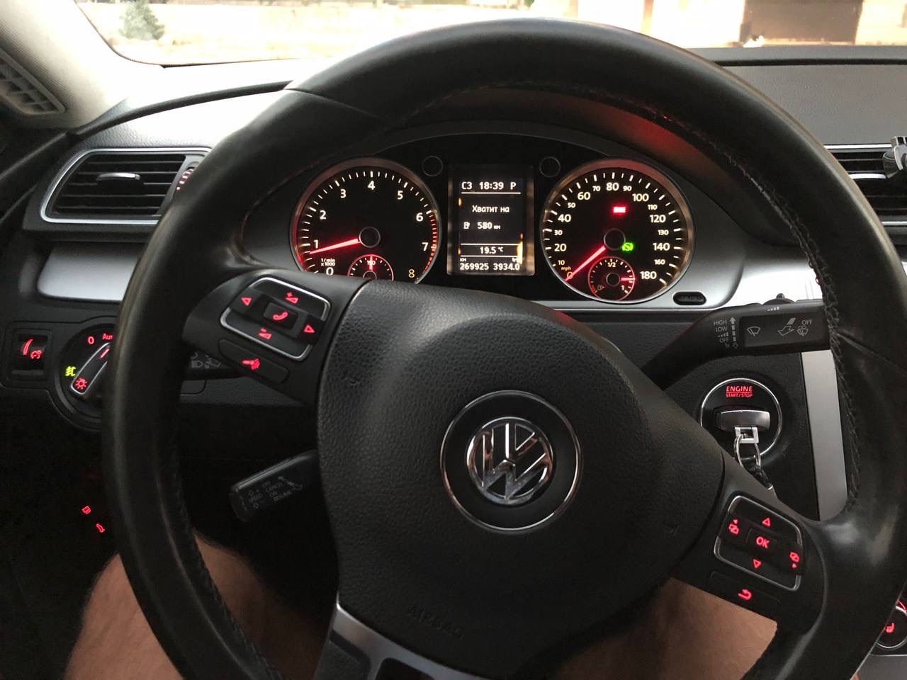 Volkswagen Passat CC - фото 3