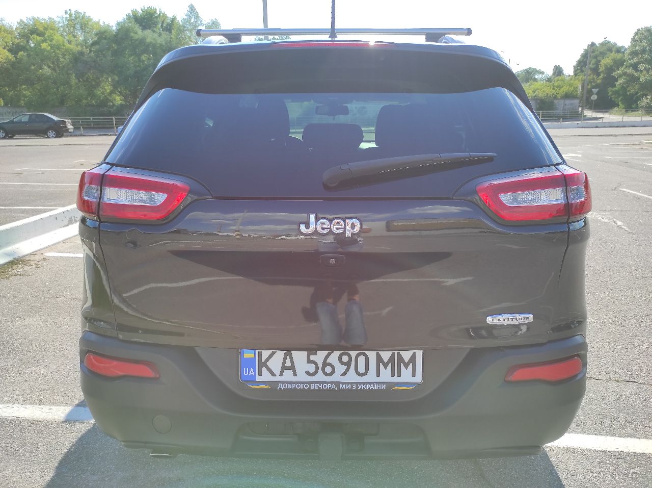 Jeep Cherokee - фото 15