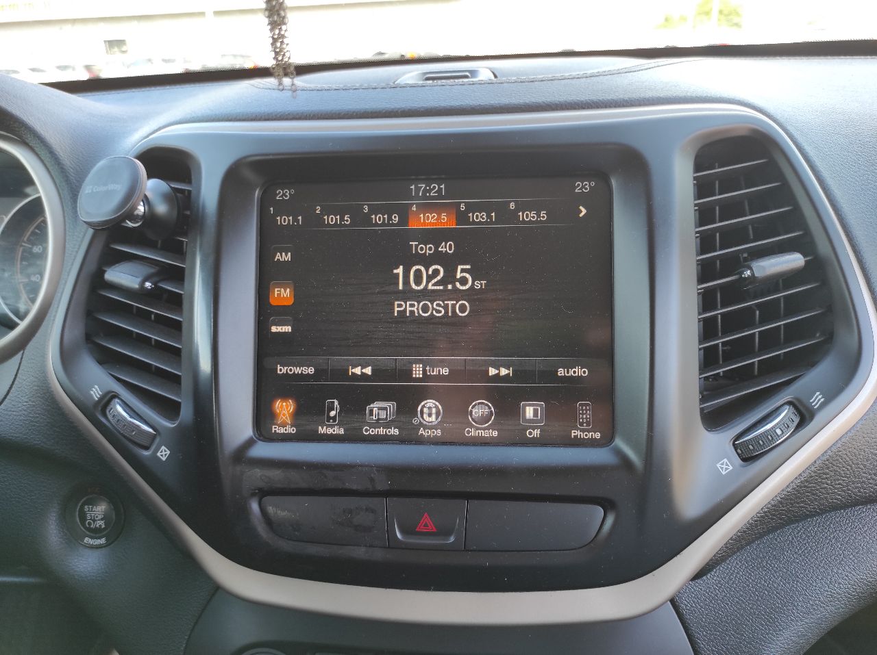 Jeep Cherokee - фото 66