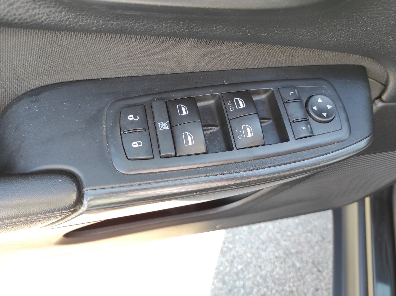 Jeep Cherokee - фото 25