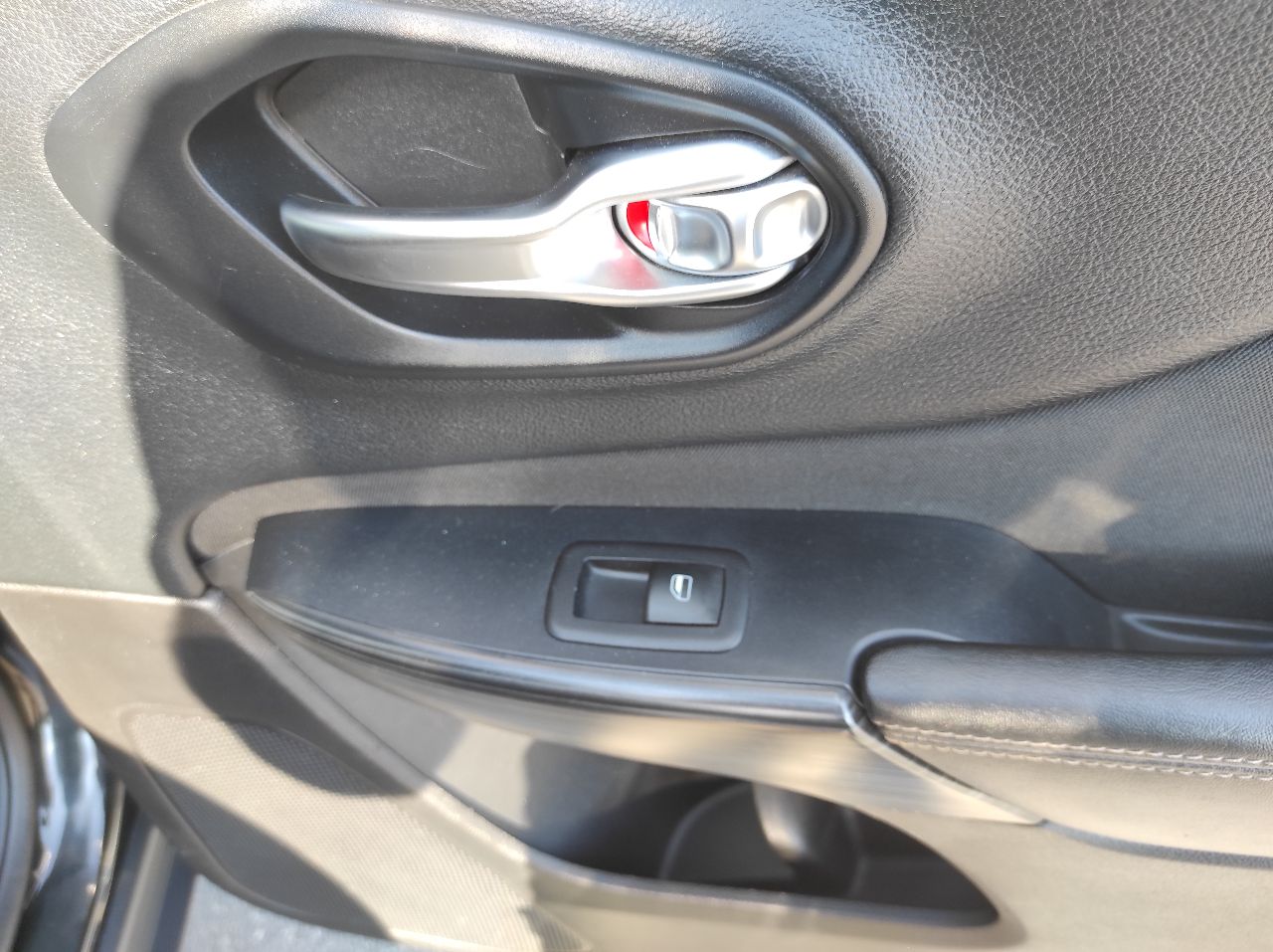 Jeep Cherokee - фото 50