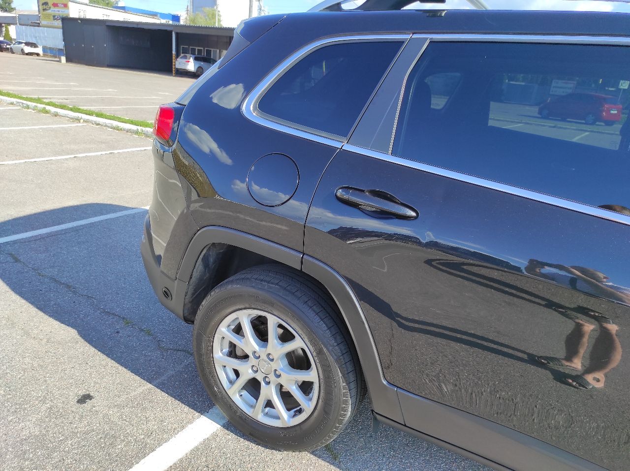 Jeep Cherokee - фото 17