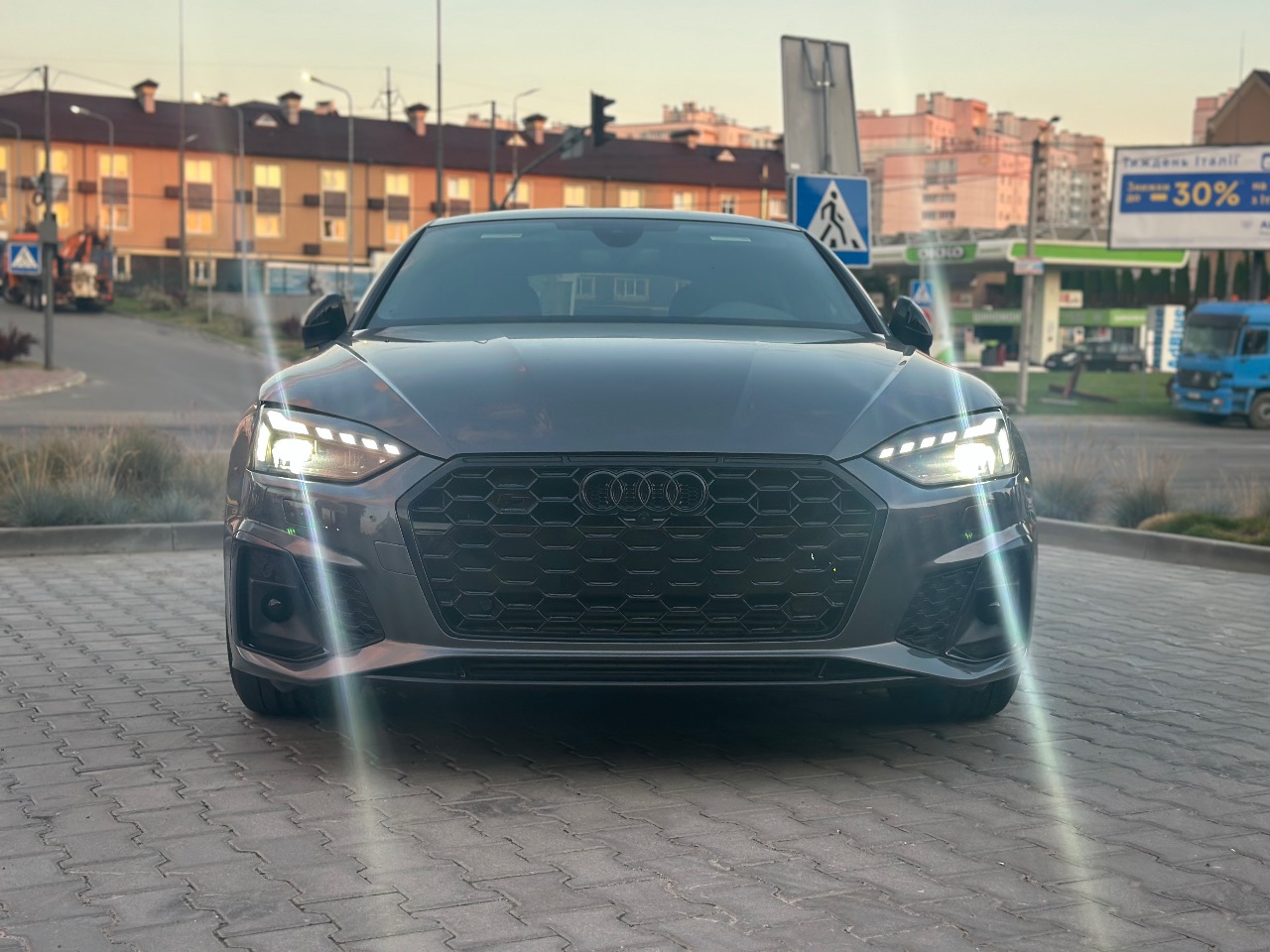 Audi S5 - фото 6