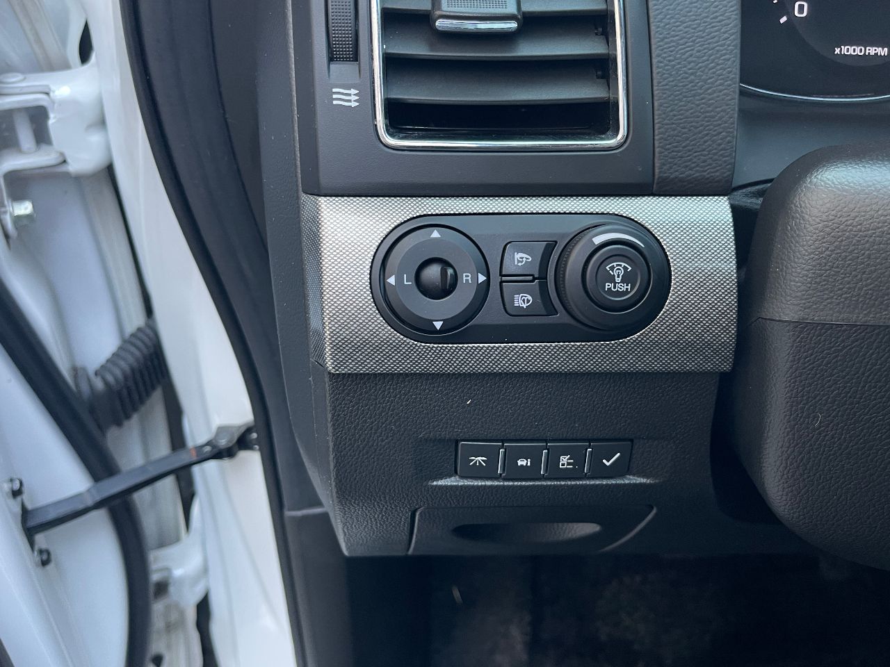 Chevrolet Captiva - фото 20