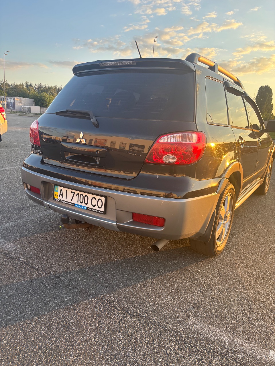 Mitsubishi Outlander - фото 3