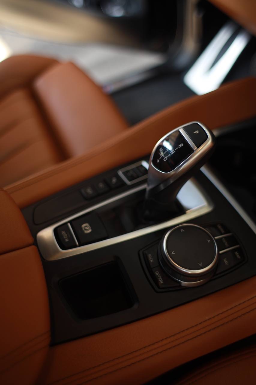 BMW X6 - фото 10