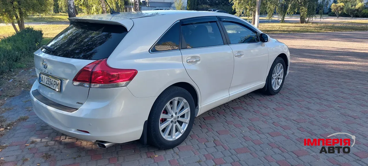 Toyota Venza - фото 5