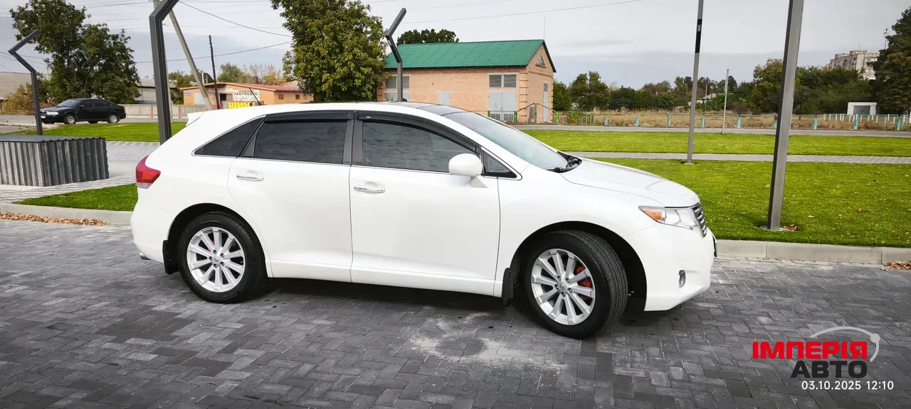 Toyota Venza - фото 3