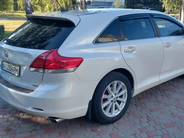Toyota Venza - фото 5
