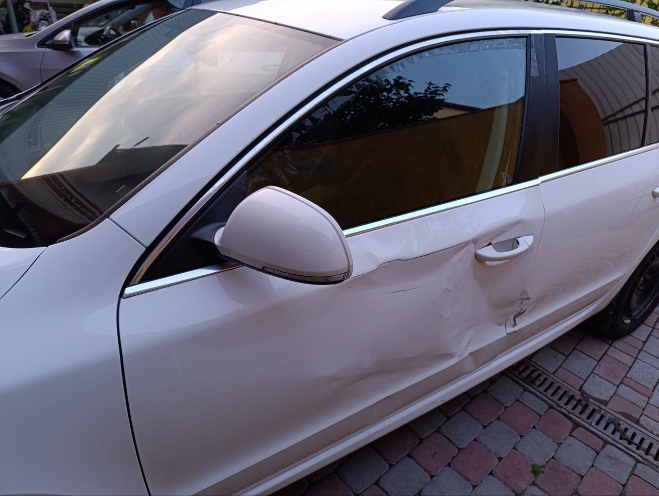 Skoda Superb - фото 8