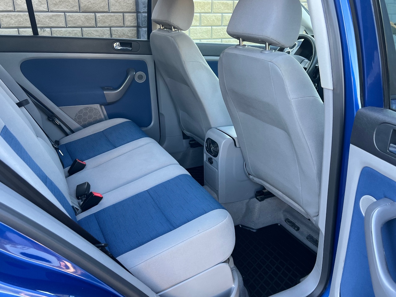 Volkswagen Golf Plus - фото 11