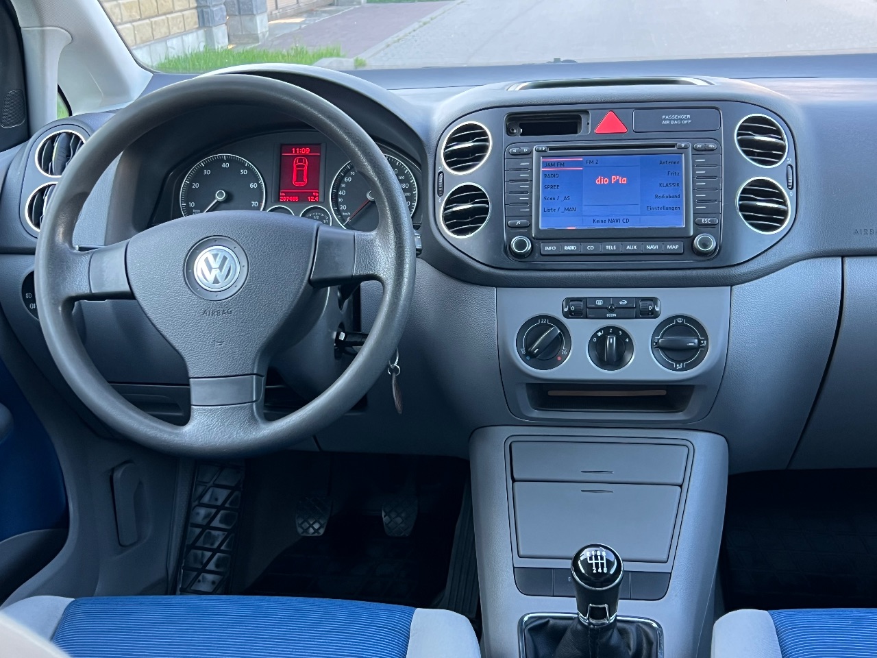 Volkswagen Golf Plus - фото 15