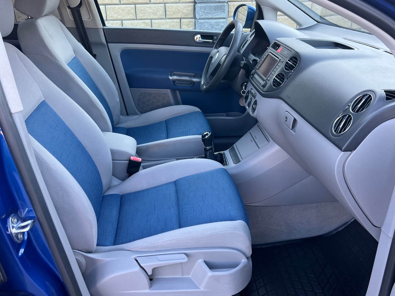 Volkswagen Golf Plus - фото 8