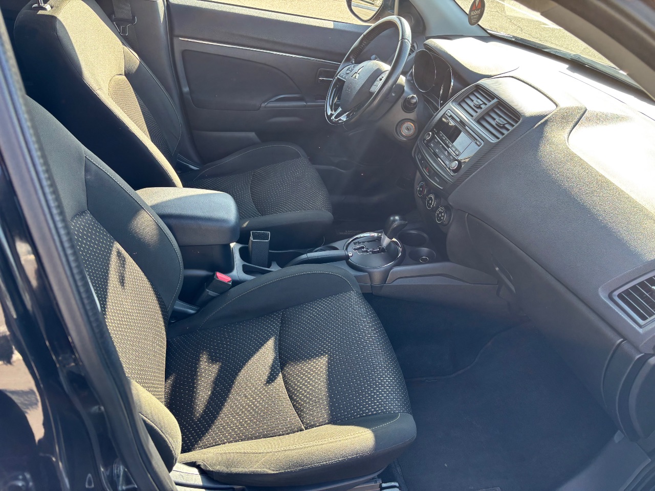 Mitsubishi Outlander Sport - фото 11