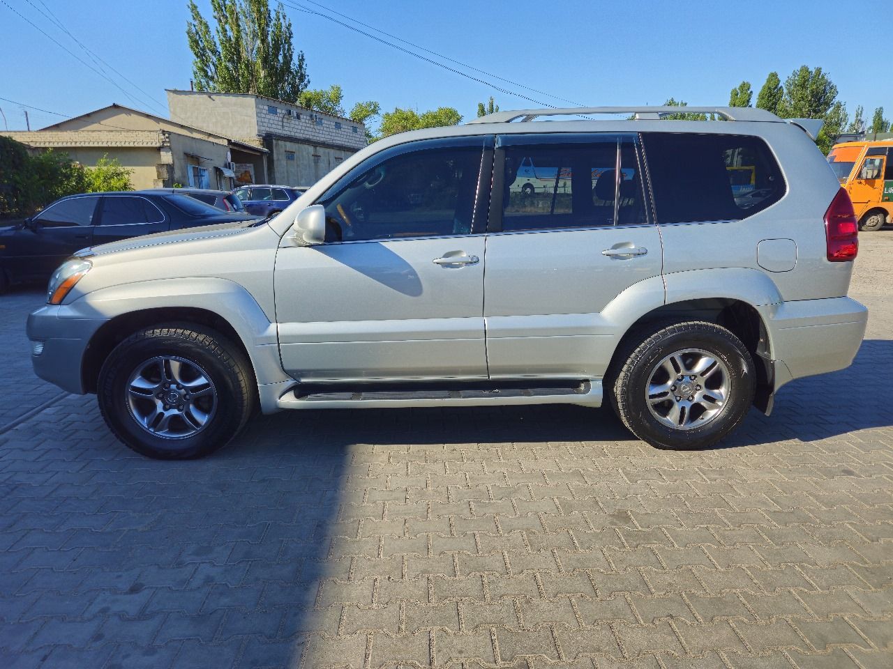 Lexus GX - фото 22