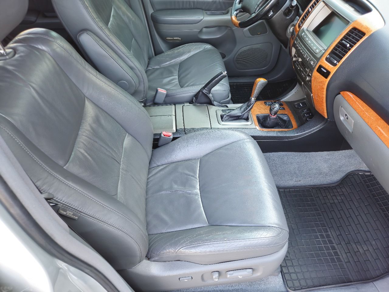 Lexus GX - фото 16