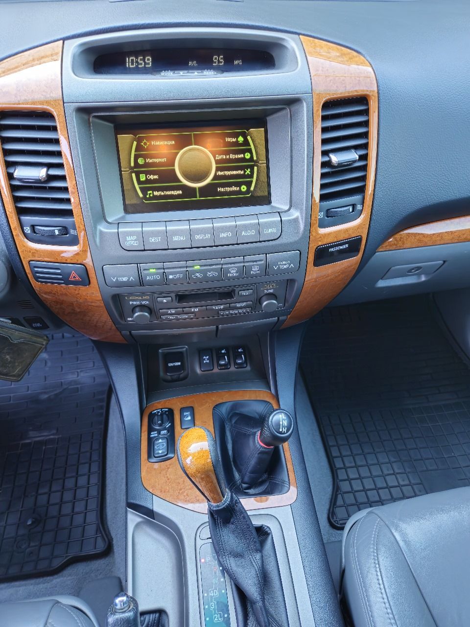 Lexus GX - фото 17