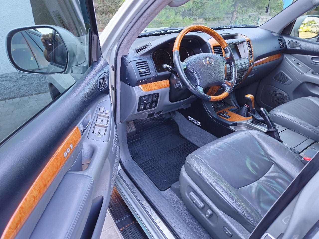 Lexus GX - фото 27