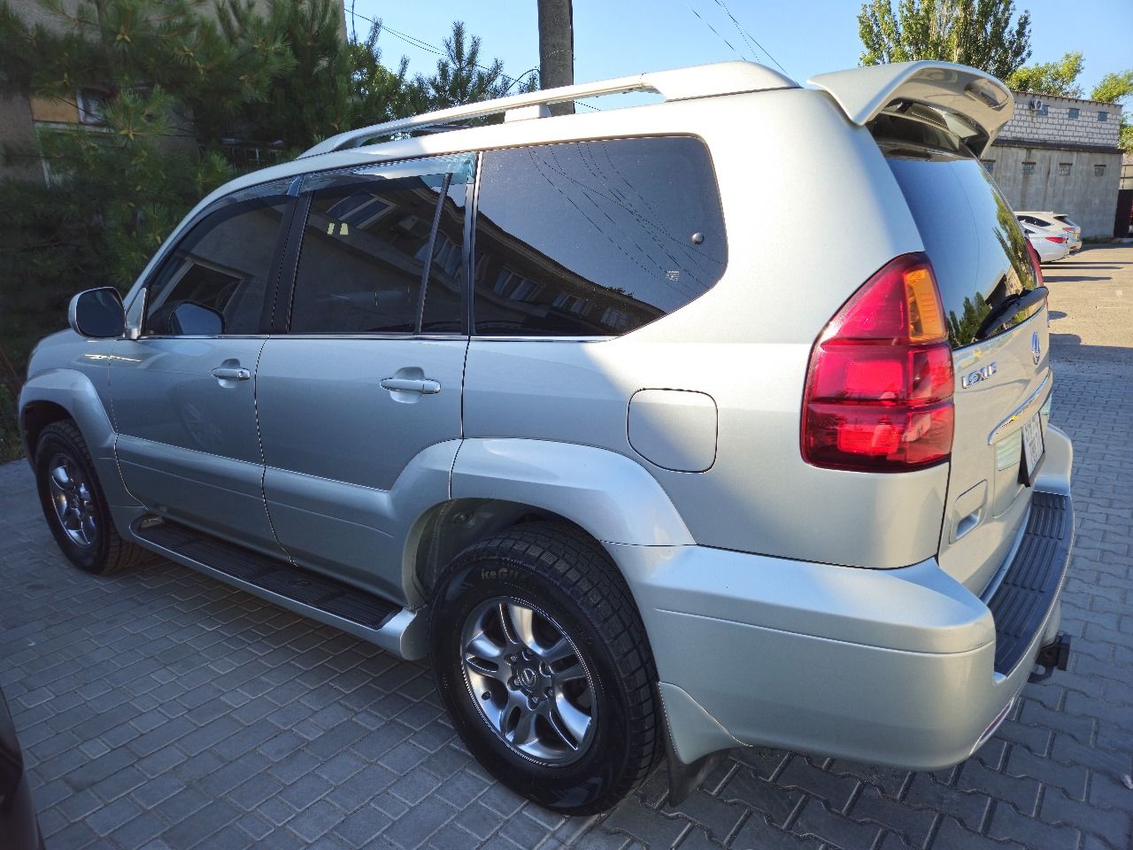 Lexus GX - фото 3