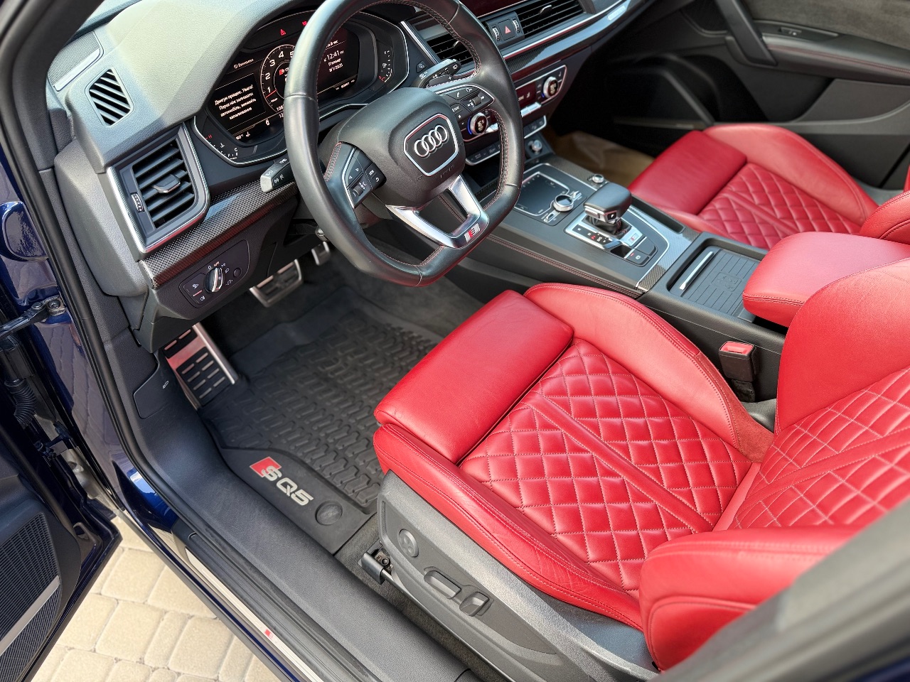 Audi SQ5 - фото 17