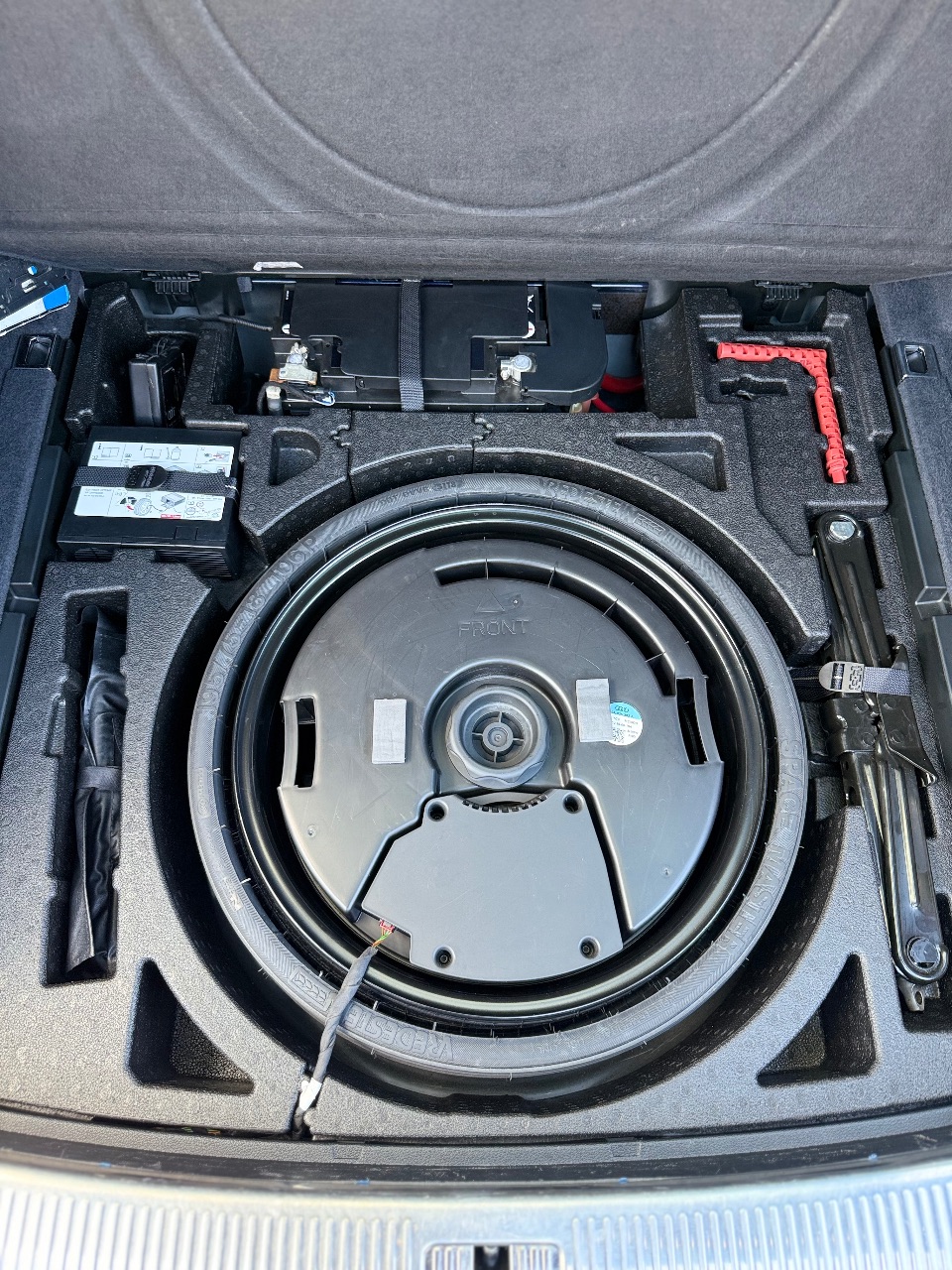 Audi SQ5 - фото 18