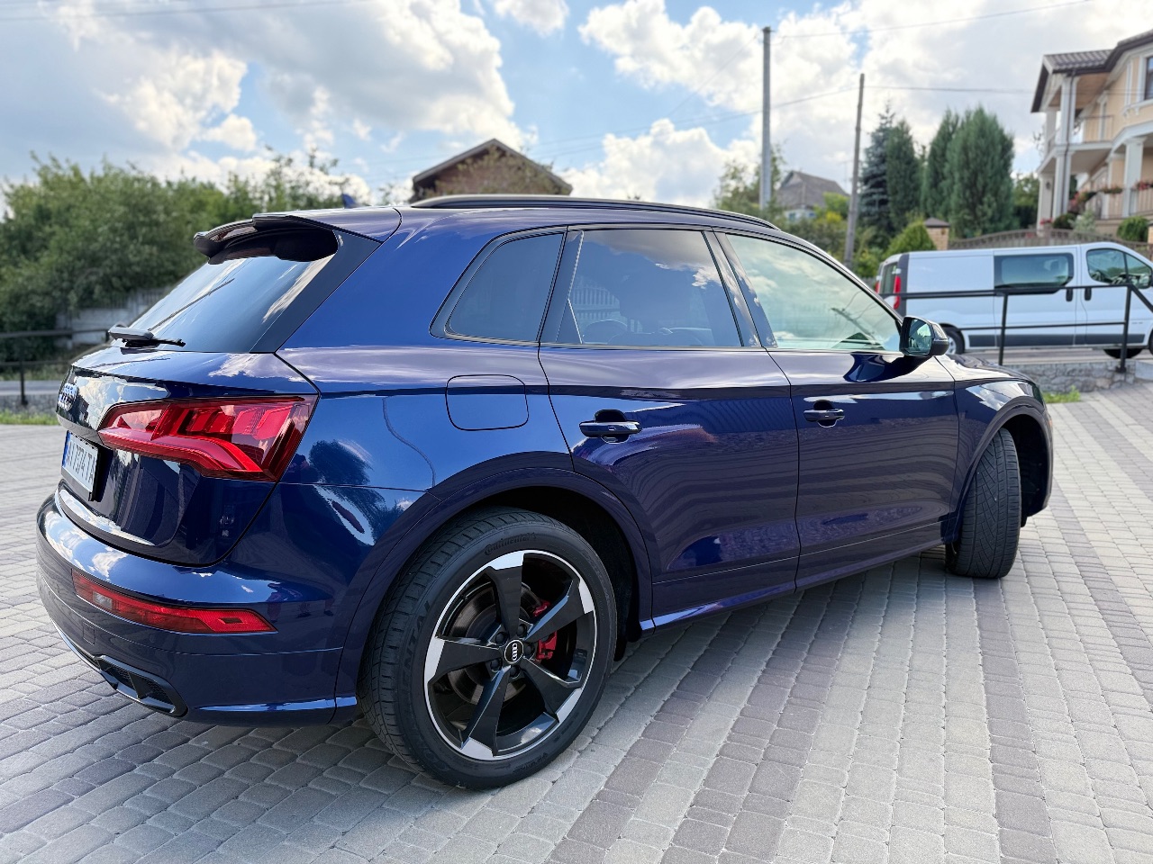 Audi SQ5 - фото 6