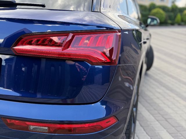 Audi SQ5 - фото 5