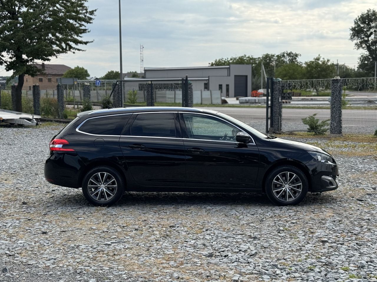 Peugeot 308 - фото 10