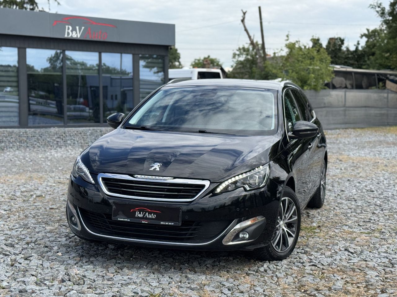 Peugeot 308 - фото 2