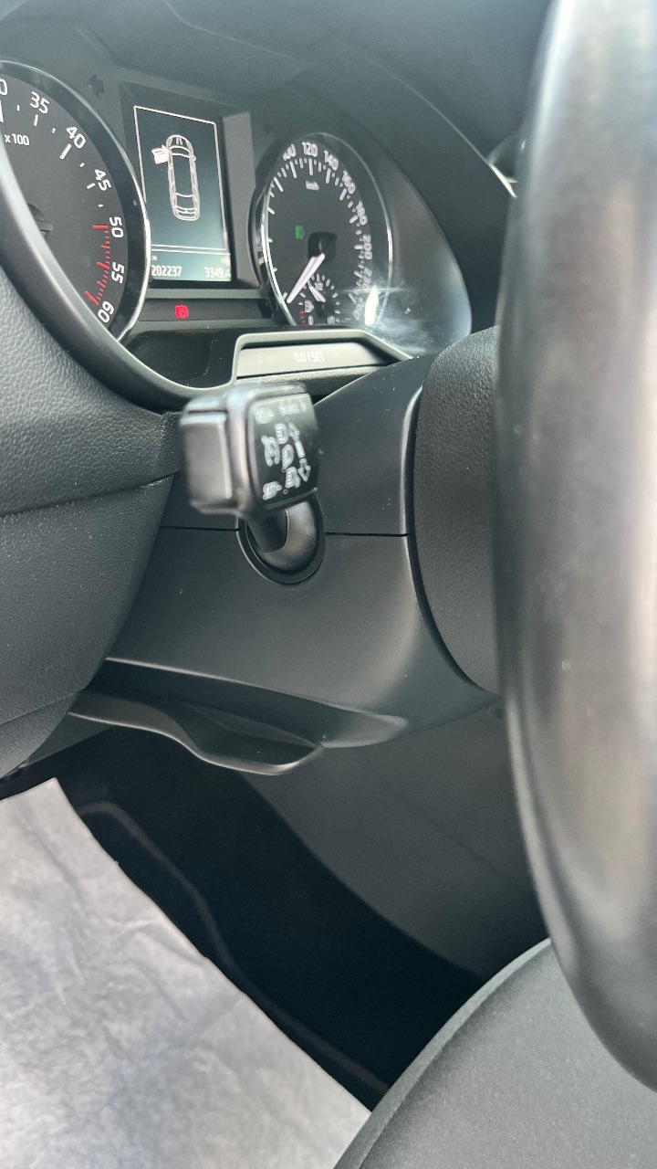 Skoda Octavia - фото 24