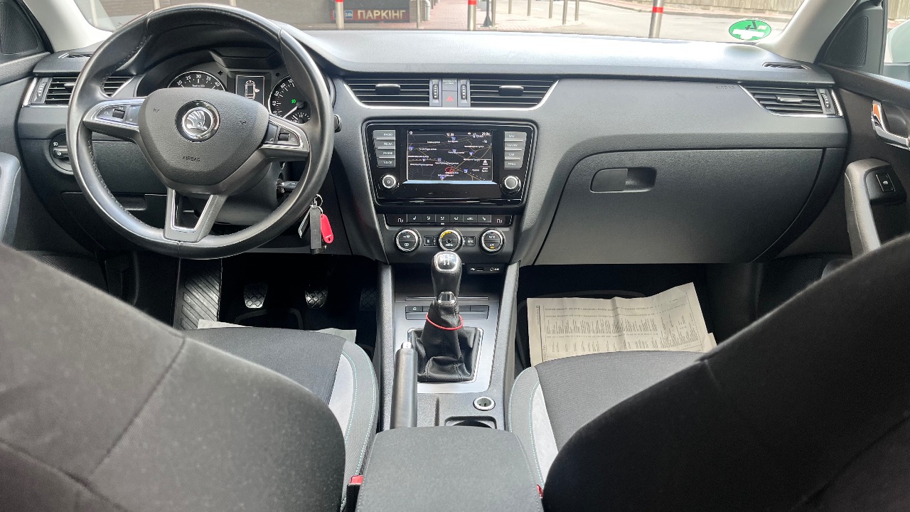 Skoda Octavia - фото 22