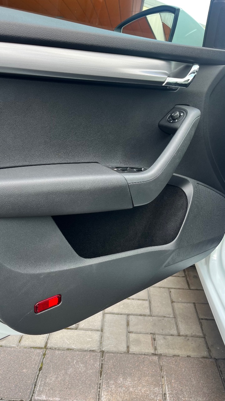 Skoda Octavia - фото 13