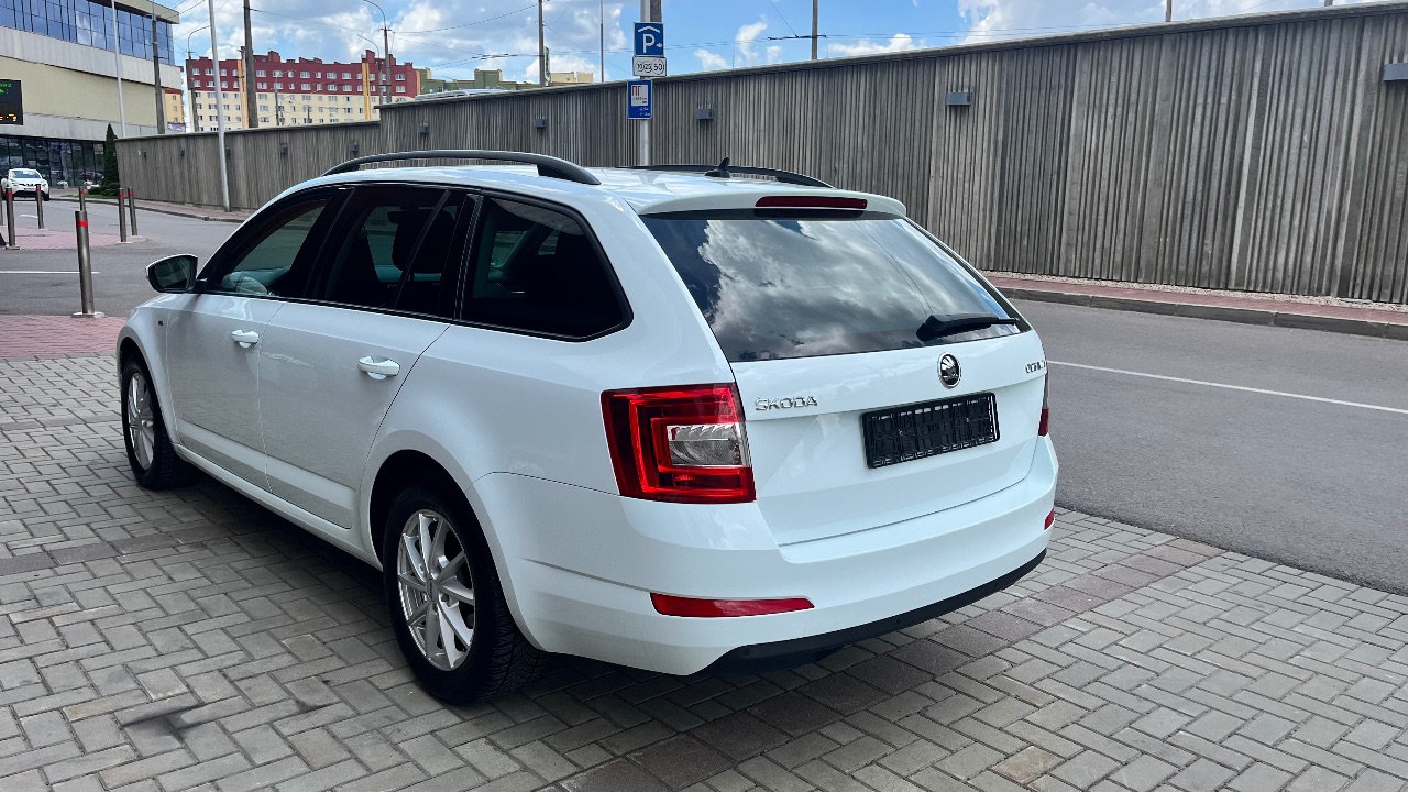 Skoda Octavia - фото 15