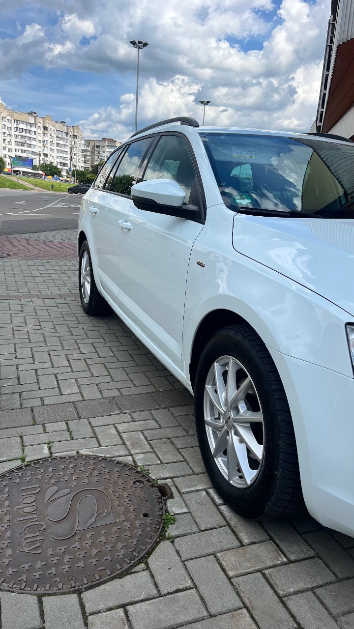 Skoda Octavia - фото 7