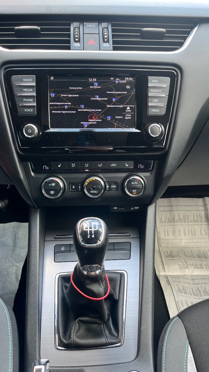 Skoda Octavia - фото 23