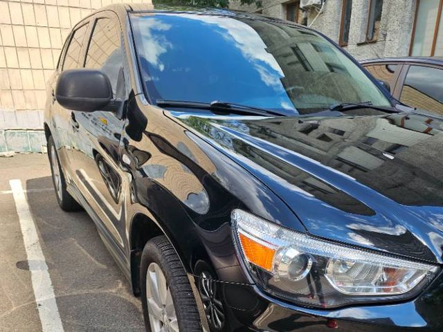 Mitsubishi Outlander Sport - зображення 3