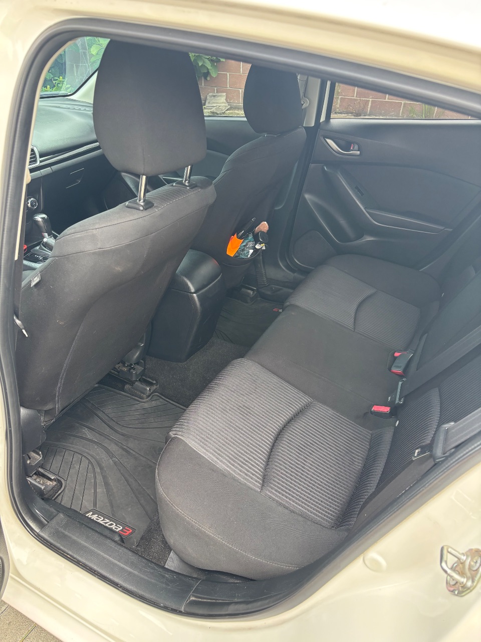 Mazda 3 - фото 5