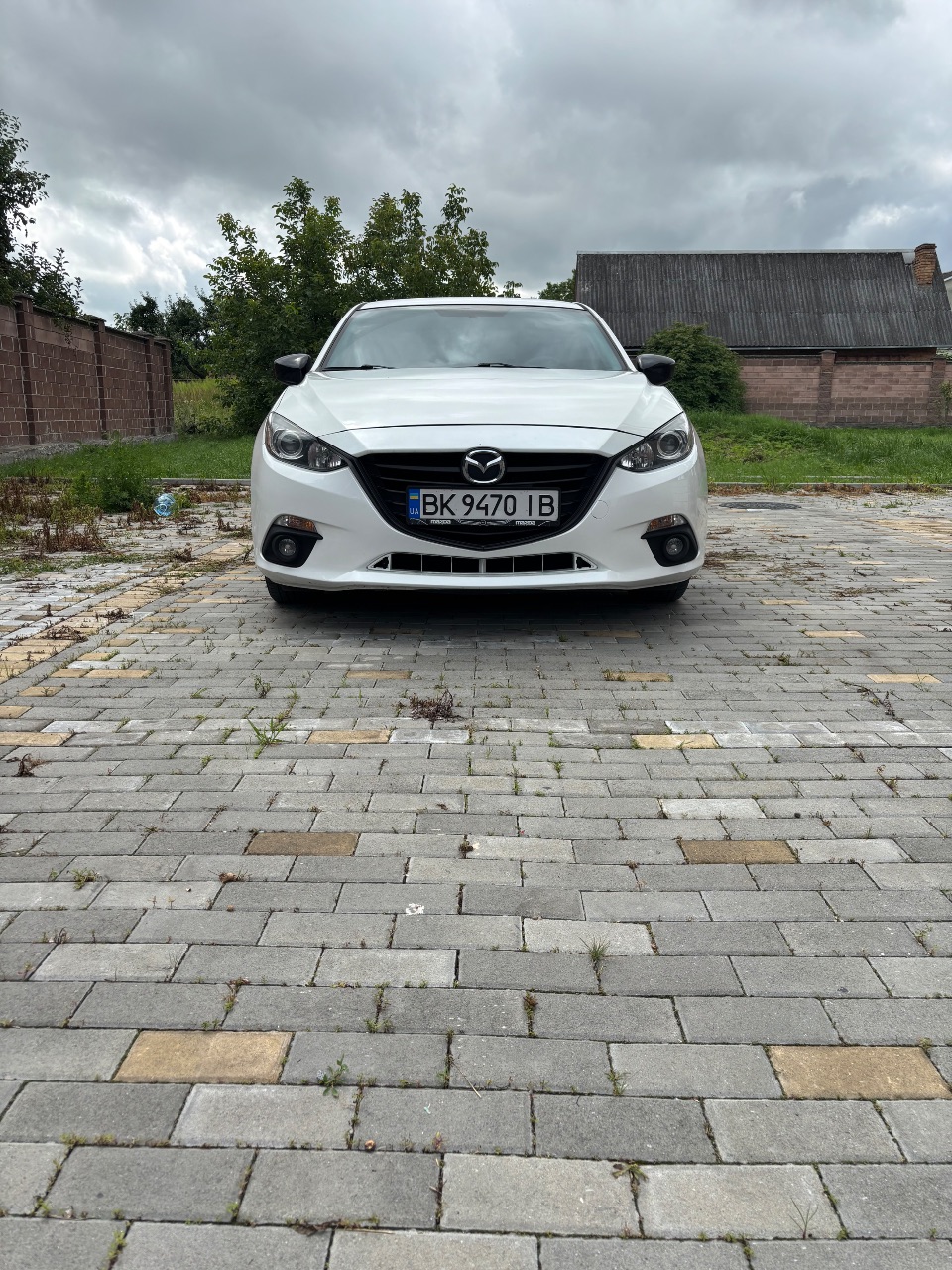 Mazda 3 - фото 2