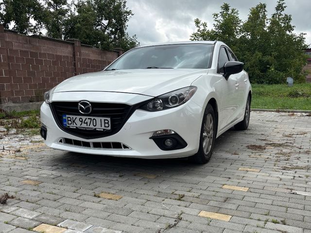 Mazda 3 - фото 1
