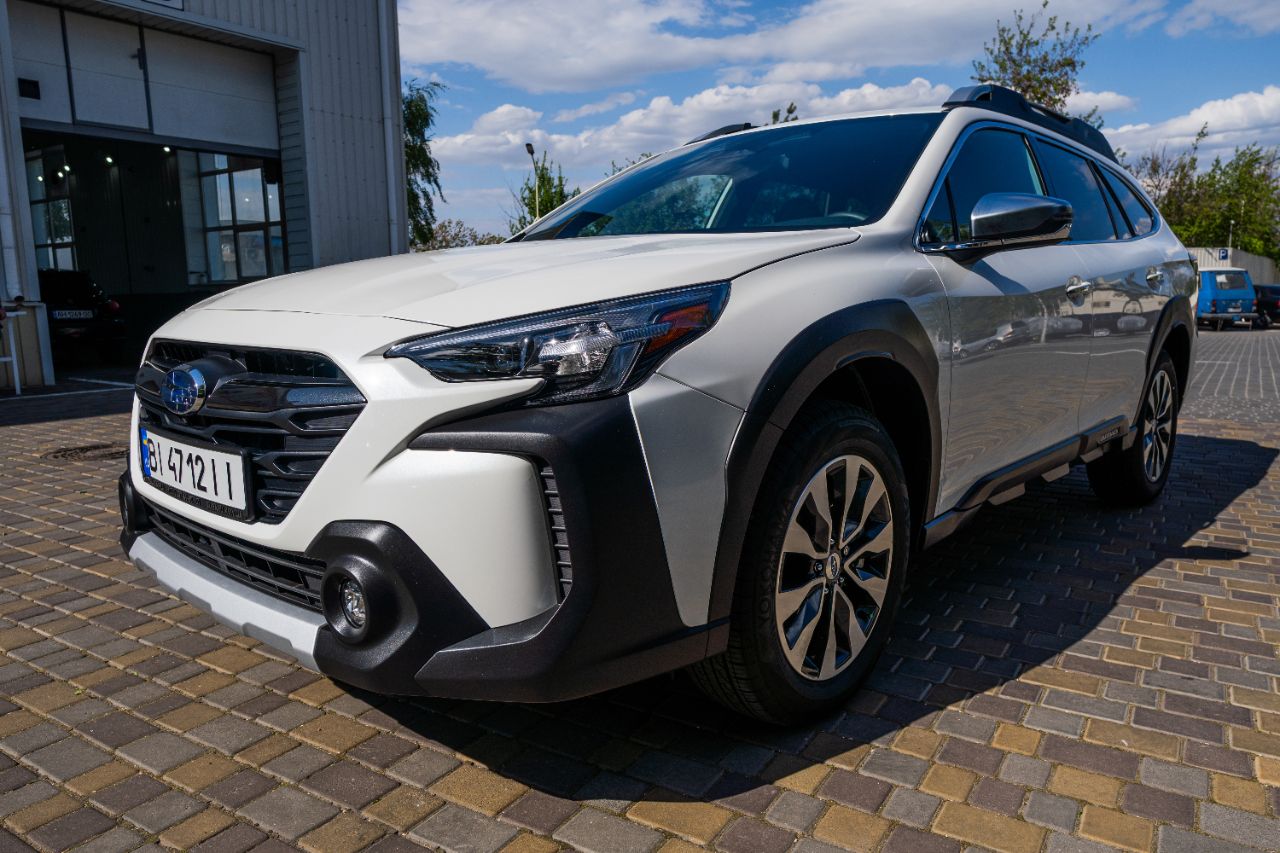 Subaru Outback - фото 1