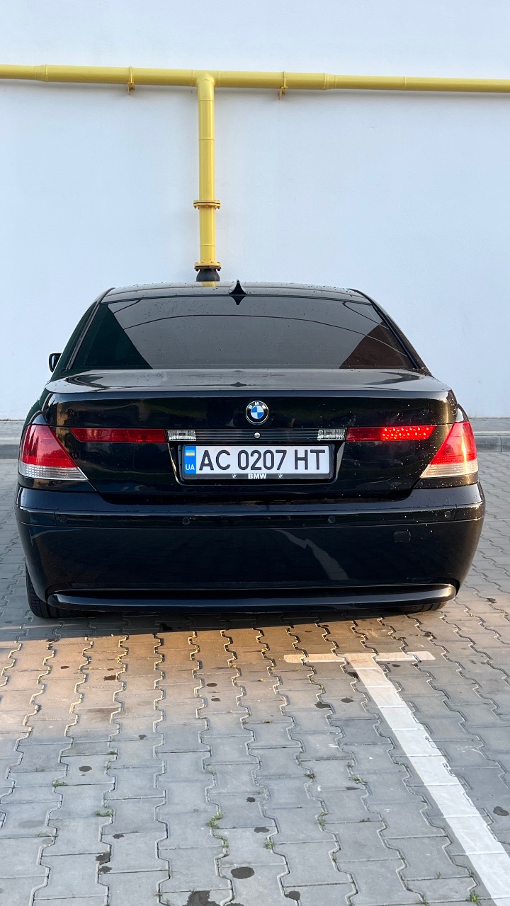 BMW 7 серії - фото 4