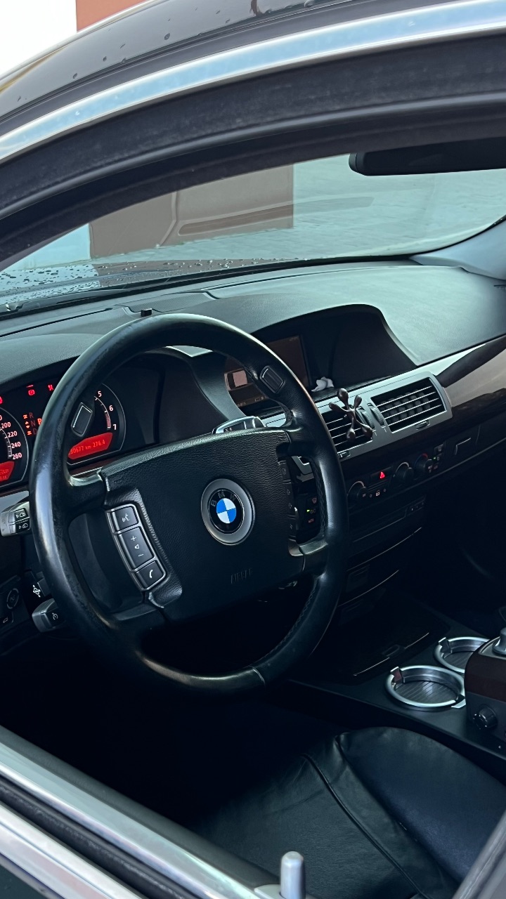 BMW 7 серії - фото 7