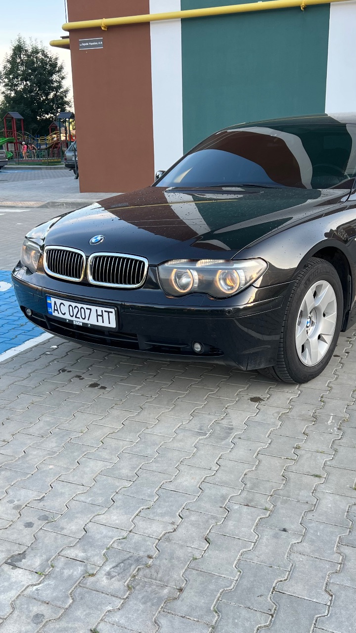 BMW 7 серії - фото 3