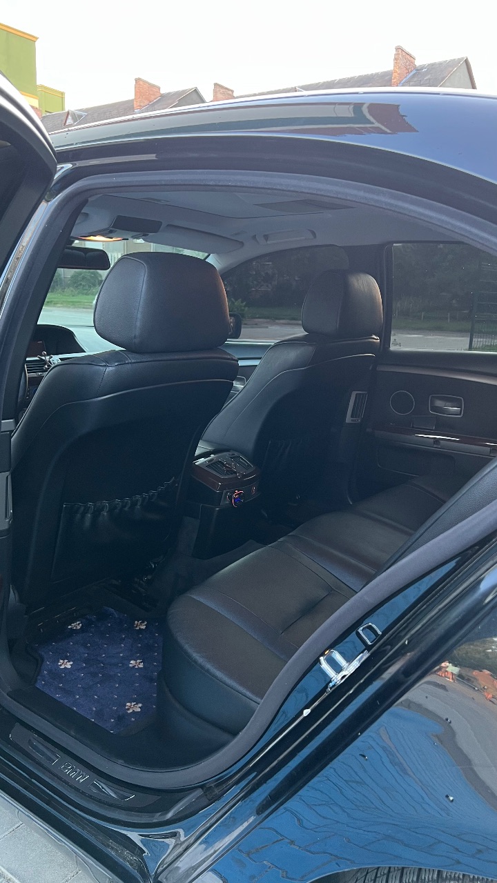 BMW 7 серії - фото 10