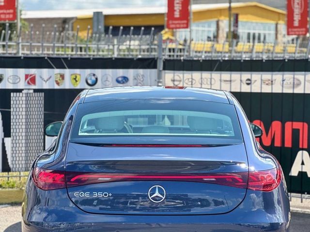 Mercedes-Benz EQE - зображення 4