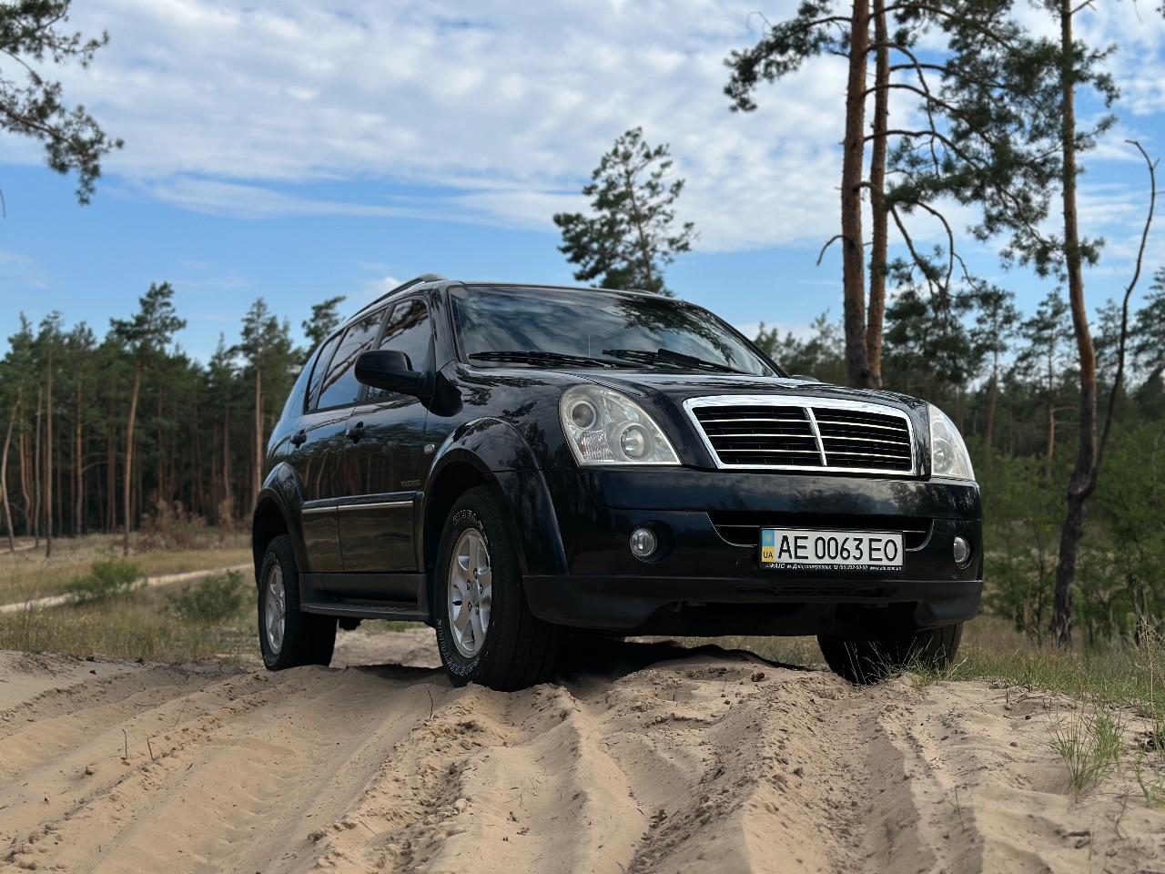 SsangYong Rexton - фото 1